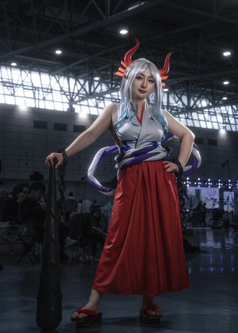 Ảnh cosplay Yamato nổi bật cùng mái tóc tung bay