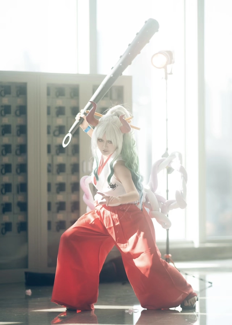 Ảnh cosplay Yamato với thần thái cực ngầu cuốn hút