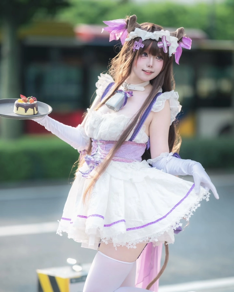 Ảnh cosplay bò sữa mang cảm giác đáng yêu đầy sức sống