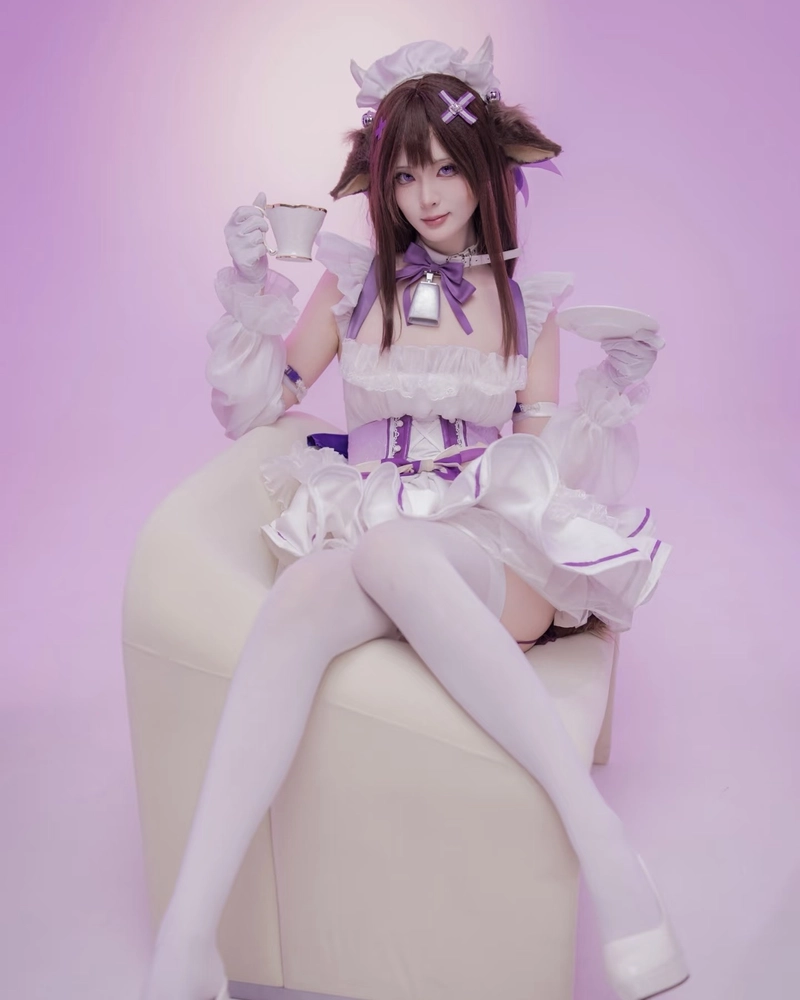 Ảnh cosplay bò sữa mang tinh thần trẻ trung đáng yêu