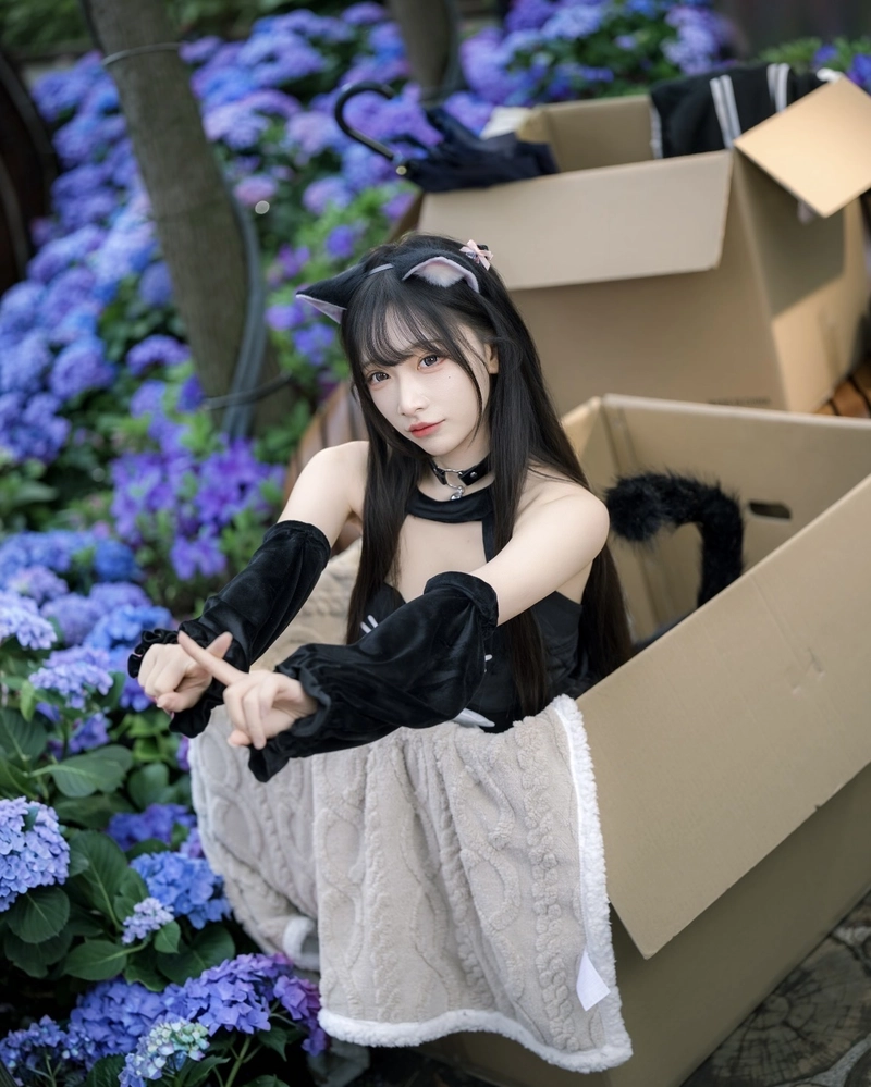 Ảnh cosplay mèo nữ với phong cách dễ thương nổi bật