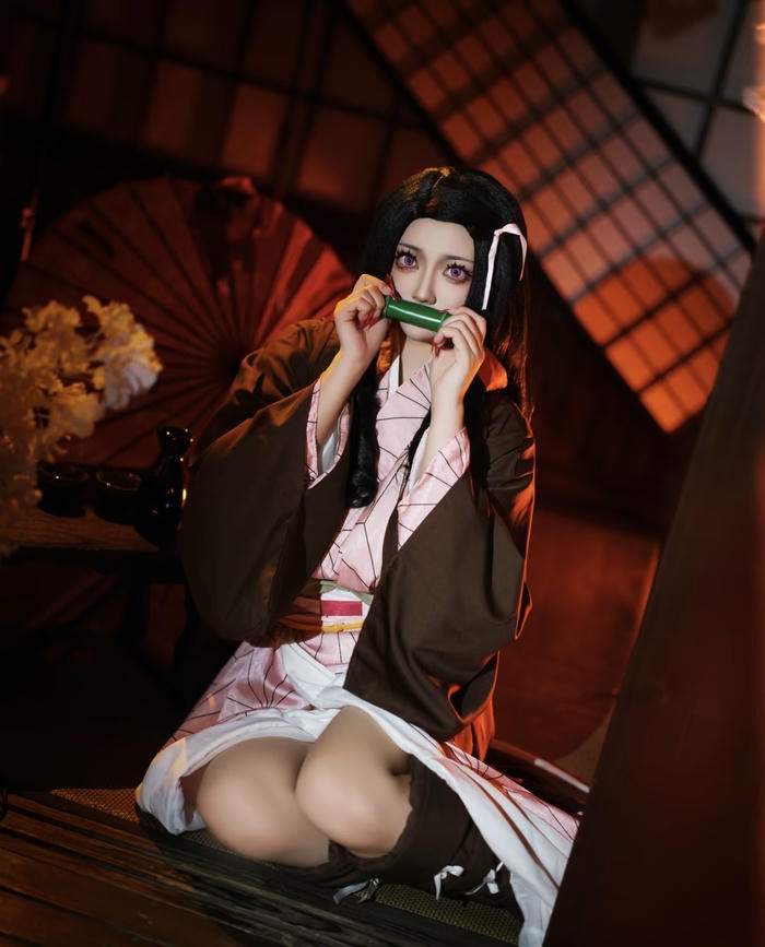 Ảnh nezuko cosplay thể hiện vẻ ngoài tươi tắn