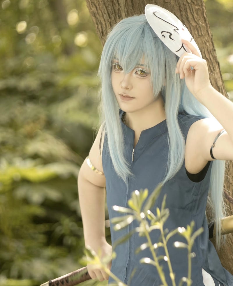 Bức Rimuru cosplay ánh mắt tinh nghịch vui