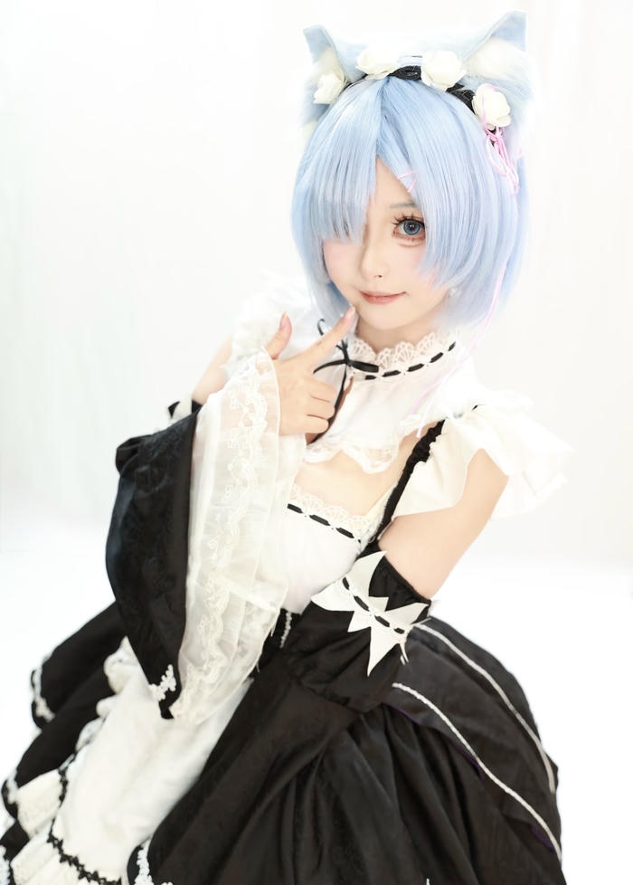 Bức hình ảnh rem cosplay gợi hình ảnh nhẹ nhàng