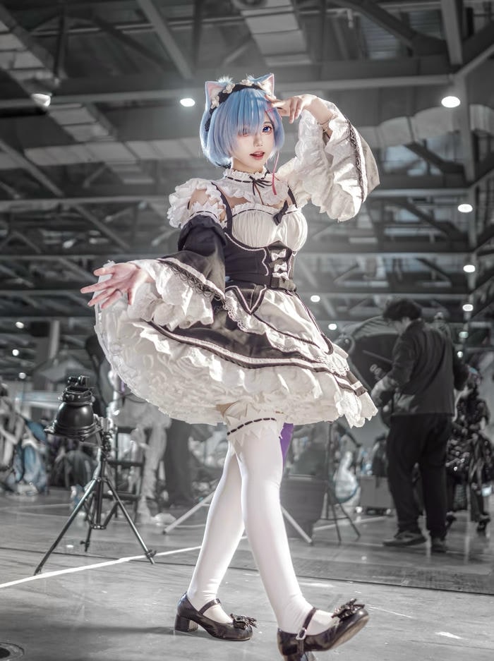 Bức hình ảnh rem cosplay thể hiện sự đáng yêu tinh tế