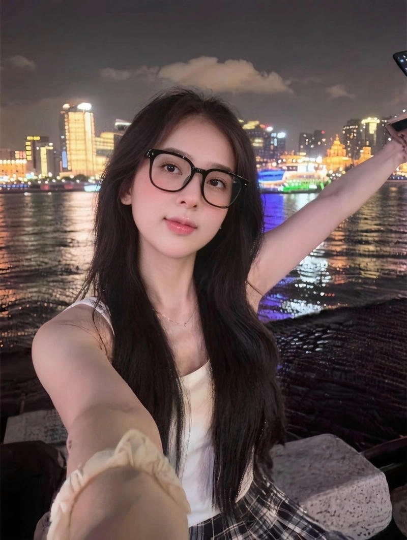 Concept nữ sinh 2k3 với phong cách nhẹ nhàng đáng yêu