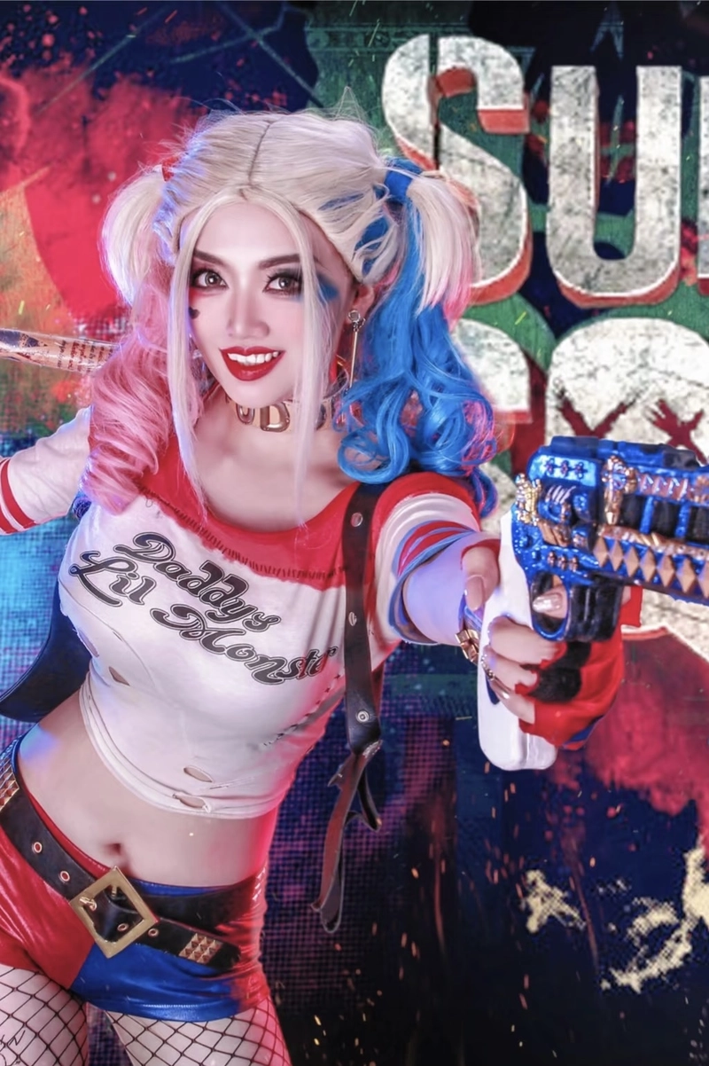 Harley Quinn cosplay phong cách quyến rũ độc đáo