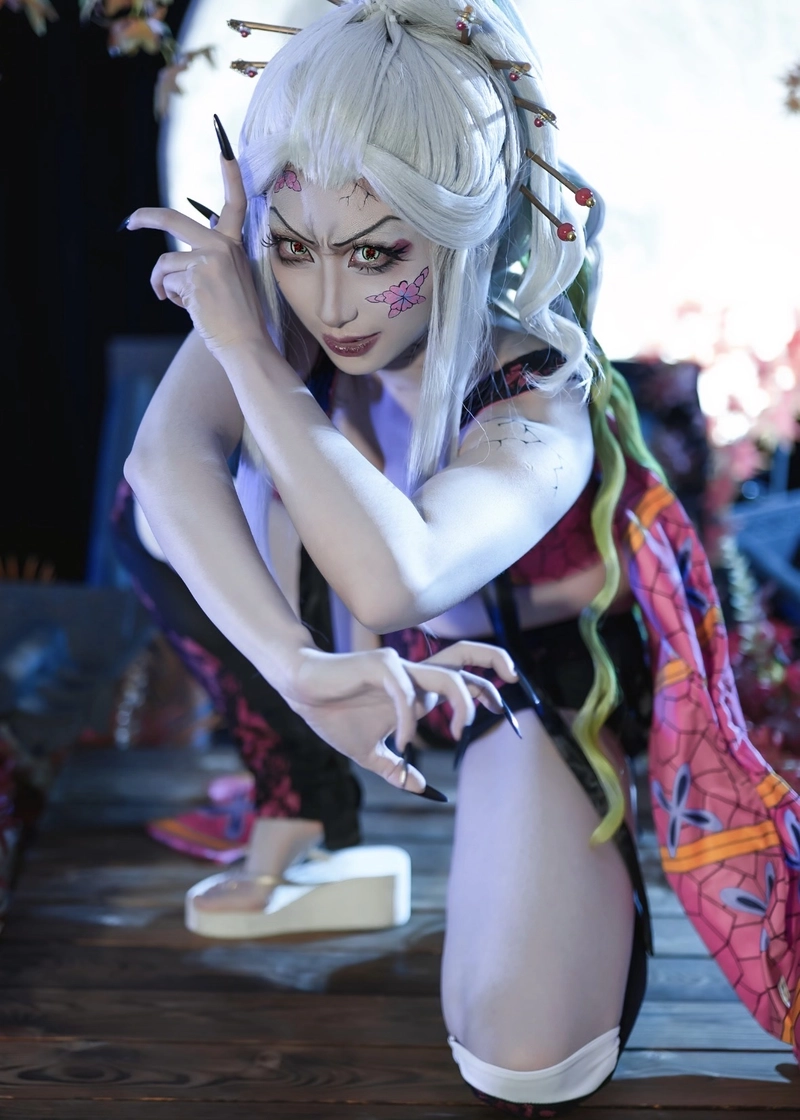 Hình Daki cosplay khoe vẻ ngoài cá tính và nổi loạn