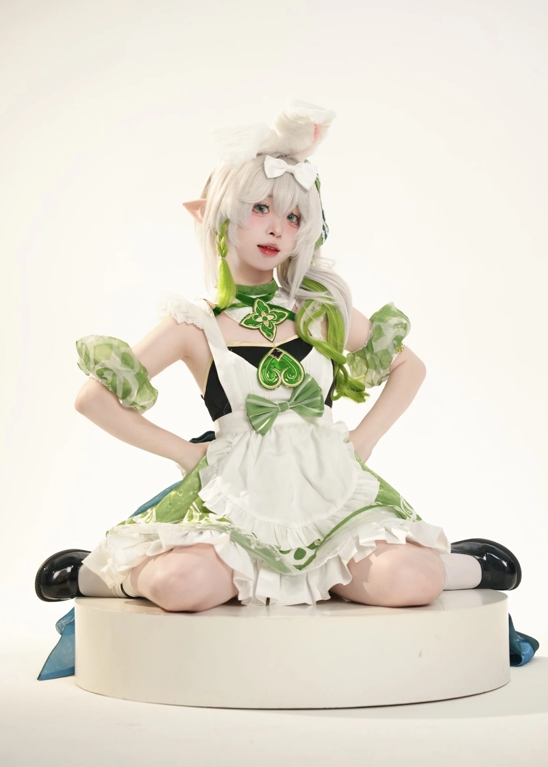 Hình Nahida cosplay mang nét trong sáng kiểu hoạt hình