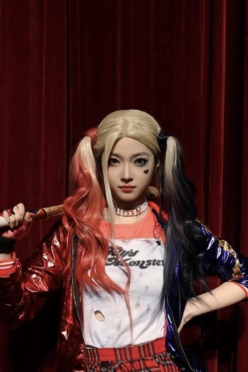 Hình ảnh Harley Quinn cosplay cá tính và nổi bật