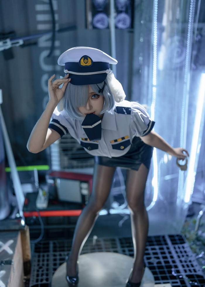 Hình ảnh rem cosplay cho thấy vẻ ngoài đáng yêu