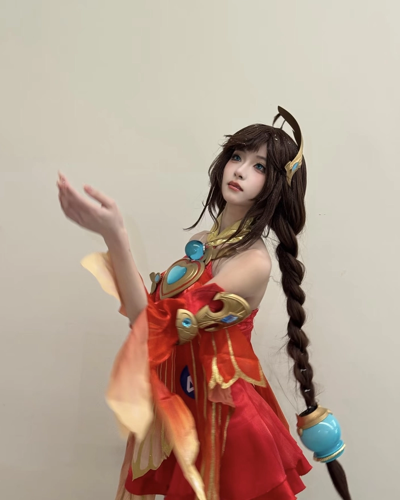 Hình cosplay Liên Quân phong cách chiến binh đầy ấn tượng