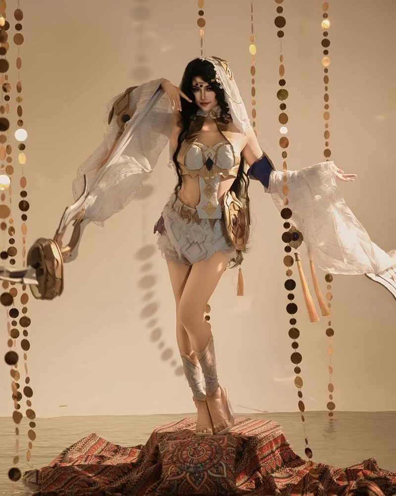 Hình cosplay Liên Quân vẻ đẹp ấn tượng đậm chất game
