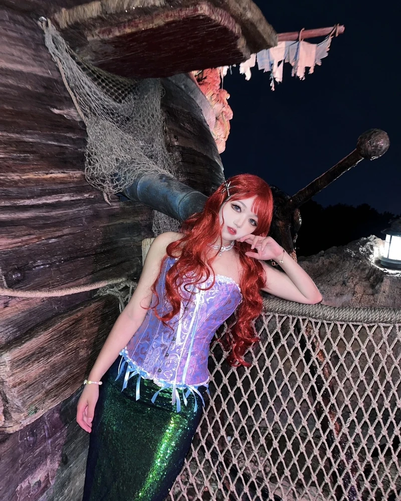 Hình cosplay nàng tiên cá mang vẻ đẹp huyền ảo cuốn hút