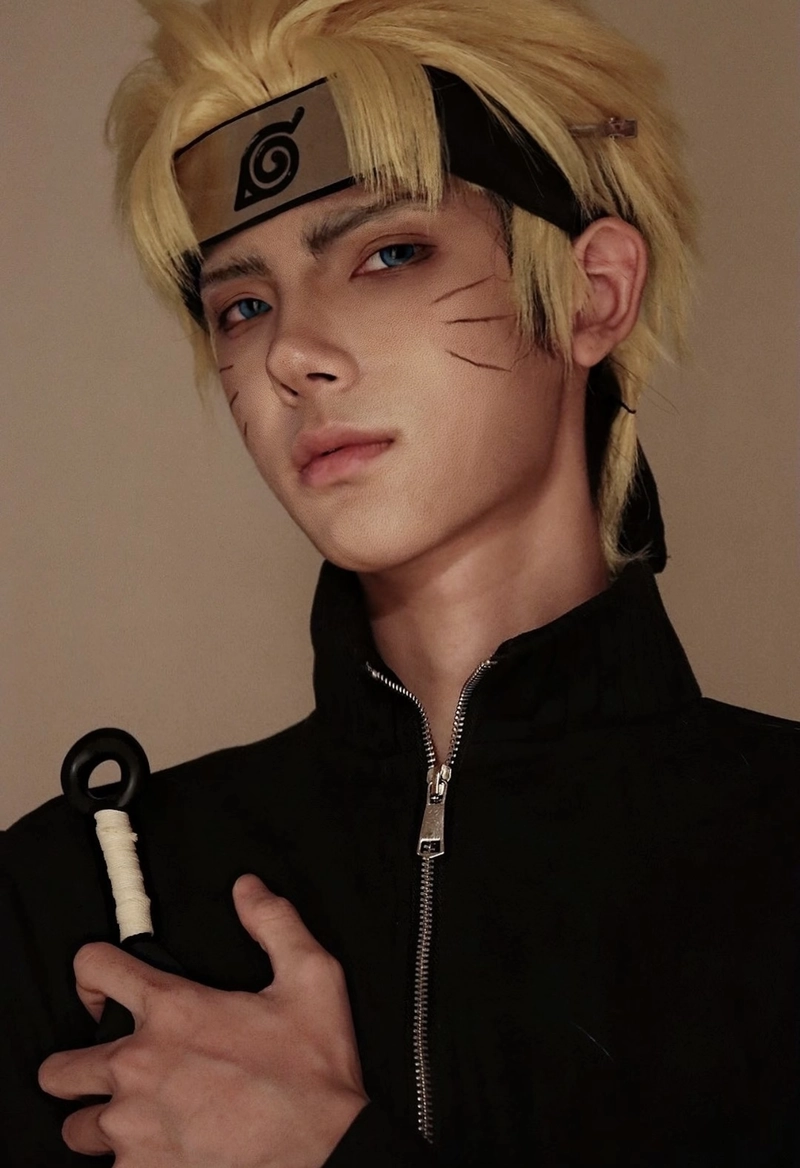 Hình cosplay naruto với trang phục quen thuộc