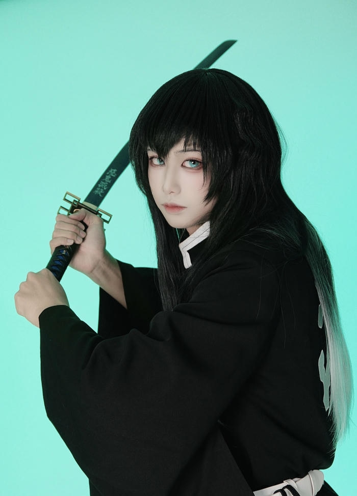 Hình muichiro cosplay gợi sự tách rời cảm xúc