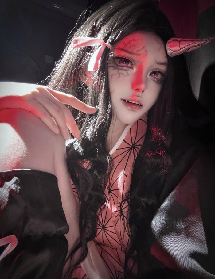 Hình nezuko cosplay cho thấy tinh thần hồn nhiên đáng yêu