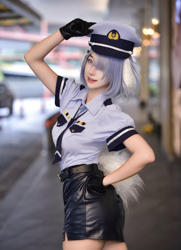 Hình rem cosplay cho thấy hình ảnh trong sáng