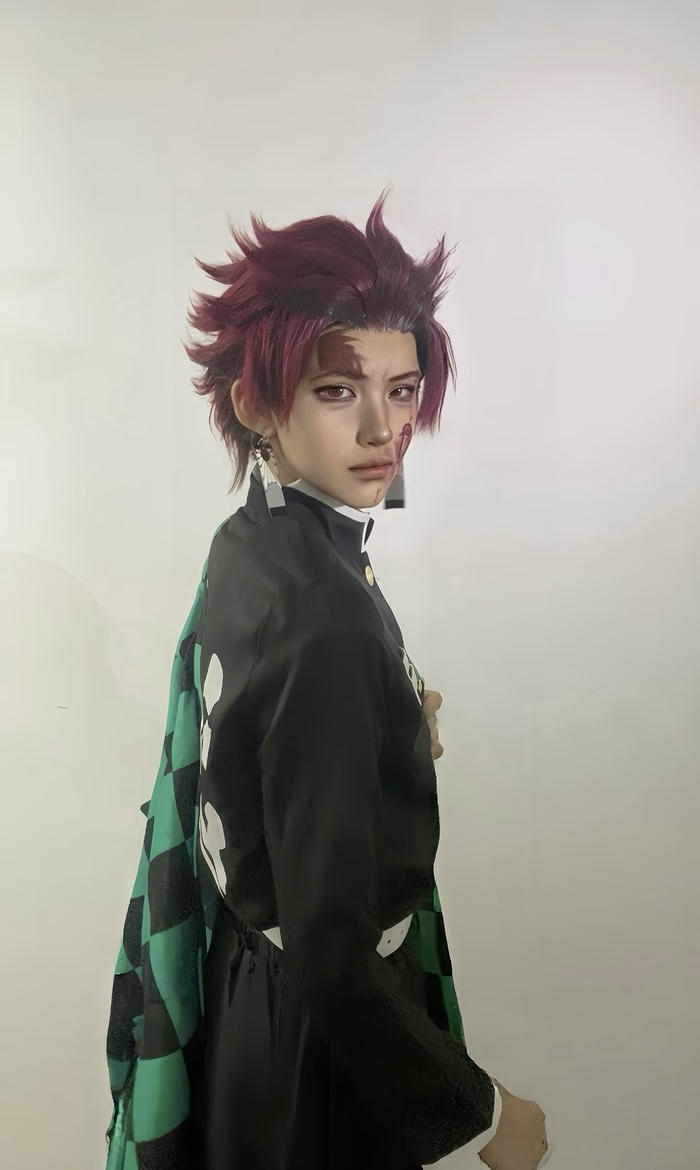 Hình tanjiro cosplay gợi tinh thần không lùi bước
