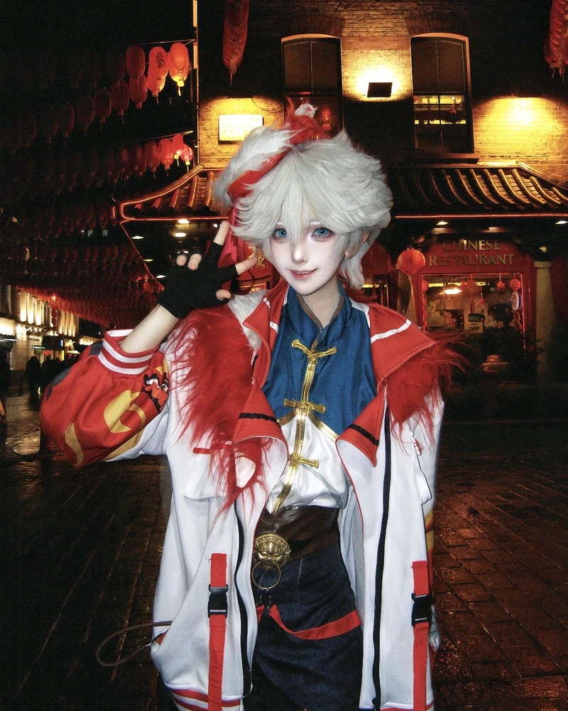 Người cosplay Liên Quân tướng nam thần thái chiến binh cuốn hút