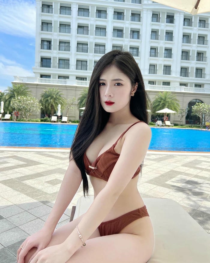 Quỳnh Alee bikini sexy concept biển