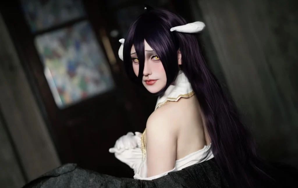 cosplay albedo thumbnail
