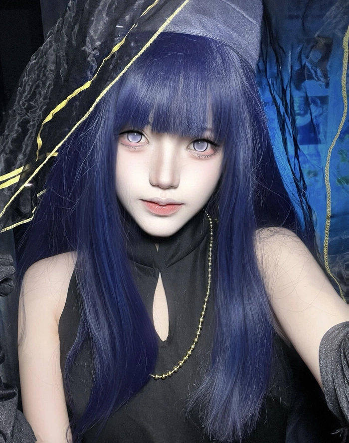 cosplay hinata với phong cách gọn gàng đơn giản