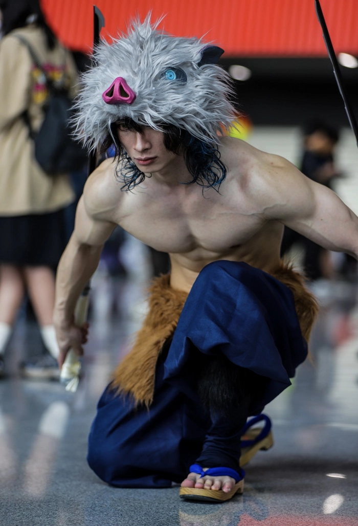 cosplay kimetsu no yaiba phong cách gọn gàng đơn giản