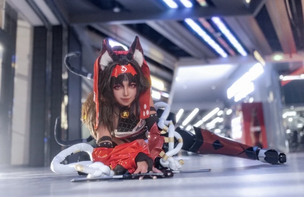 cosplay mèo thumbnail