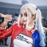 harley quinn cosplay thumbnail