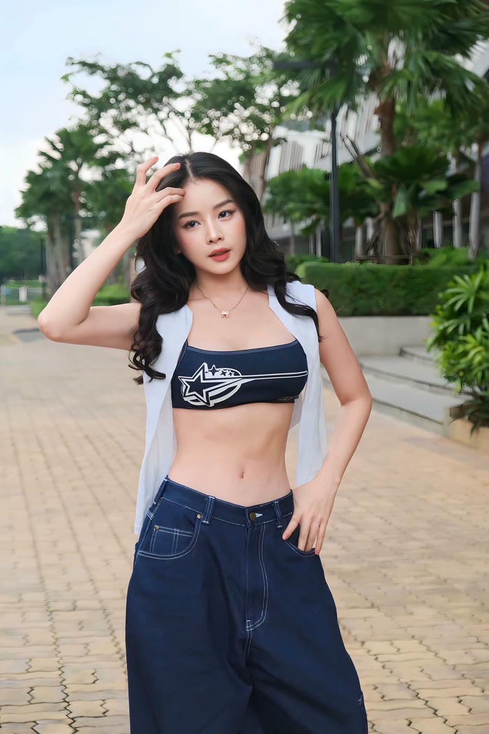 hình ảnh dj mie sexy thân hình nóng bỏng