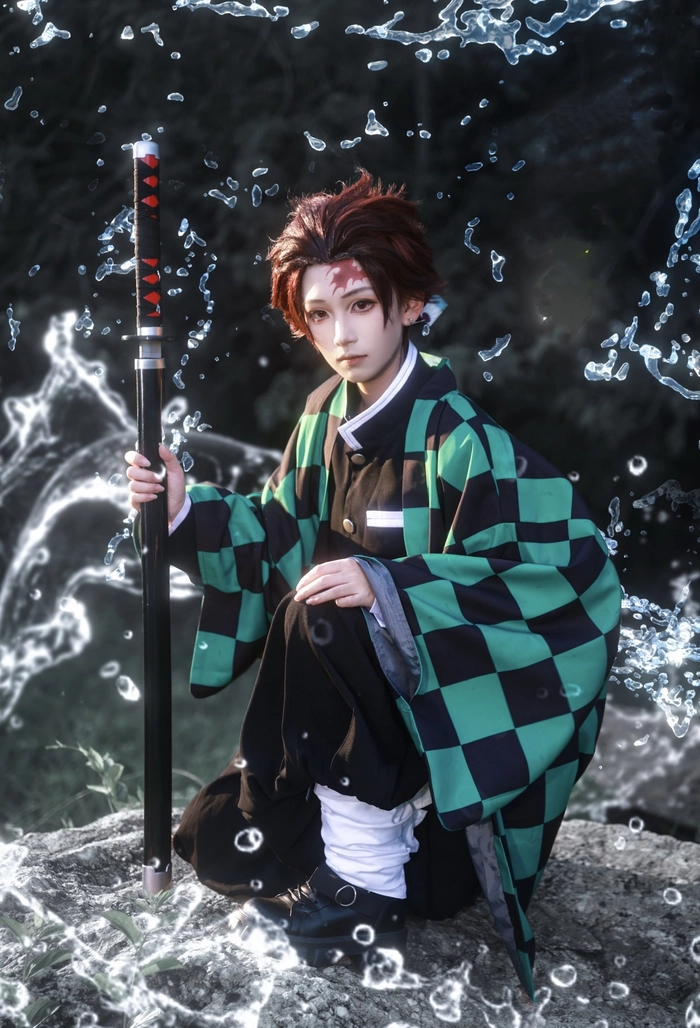 hình cosplay kimetsu no yaiba trong bối cảnh rộng
