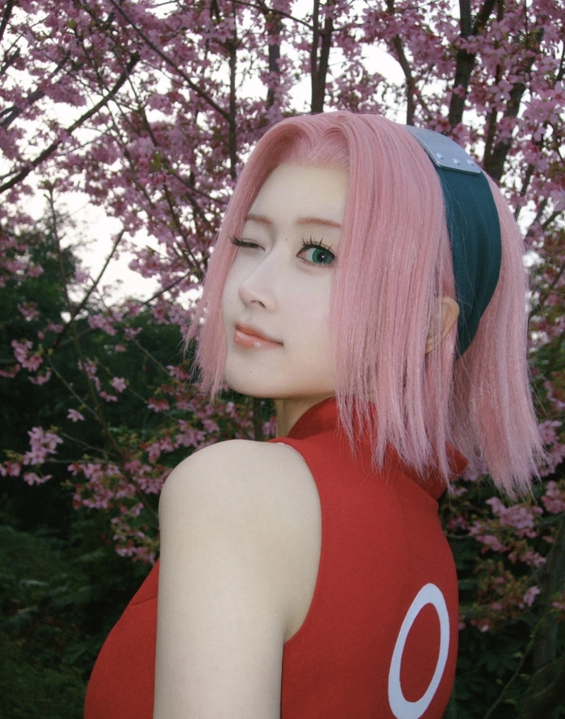 hình cosplay sakura chụp gần rõ khuôn mặt