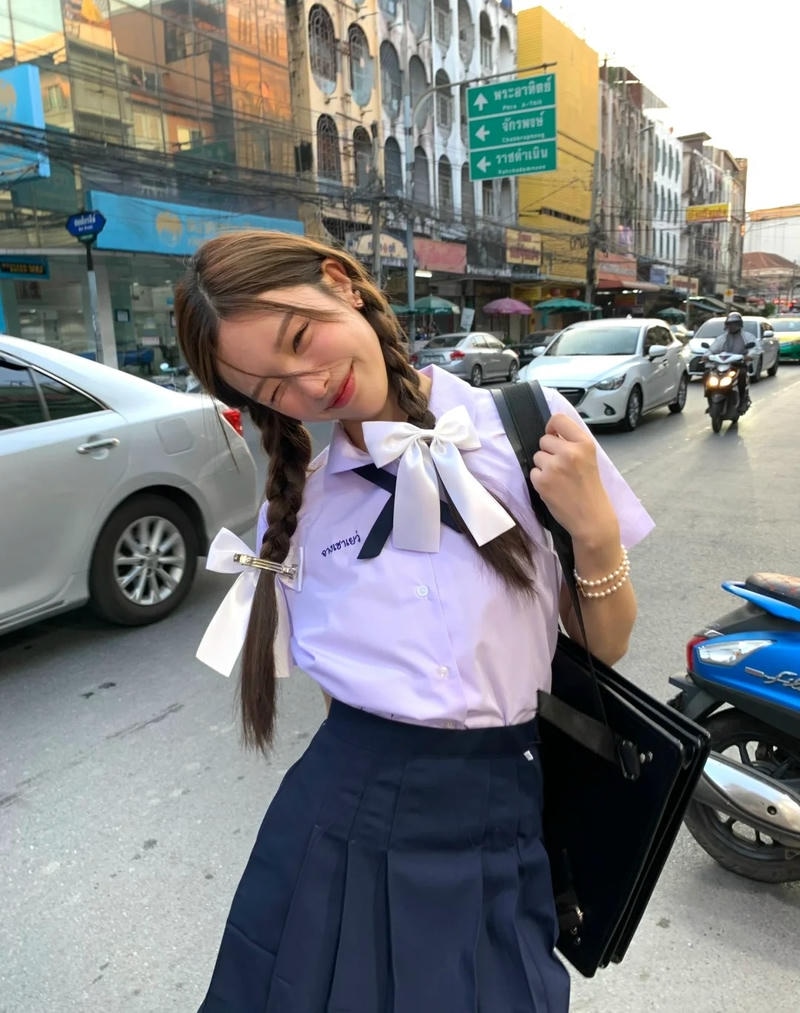 Bối cảnh đơn giản giúp nổi bật chủ thể trong ảnh