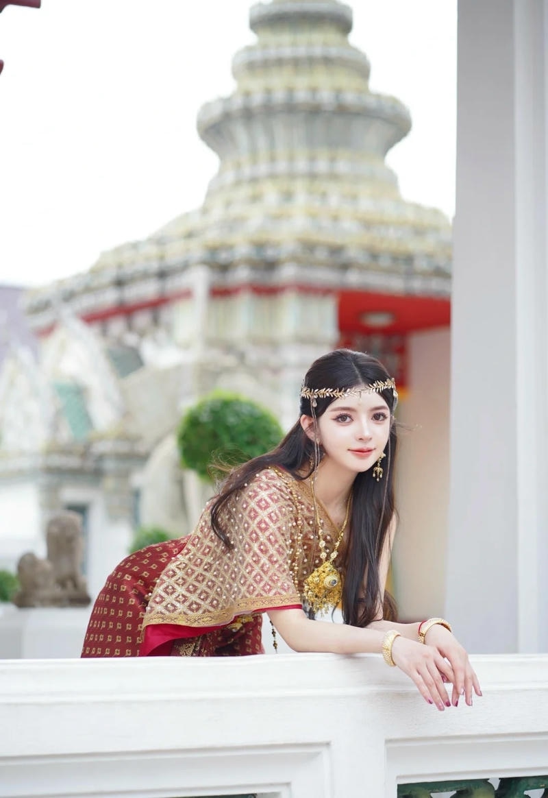 Góc chụp làm nổi bật đường nét khuôn mặt hài hòa