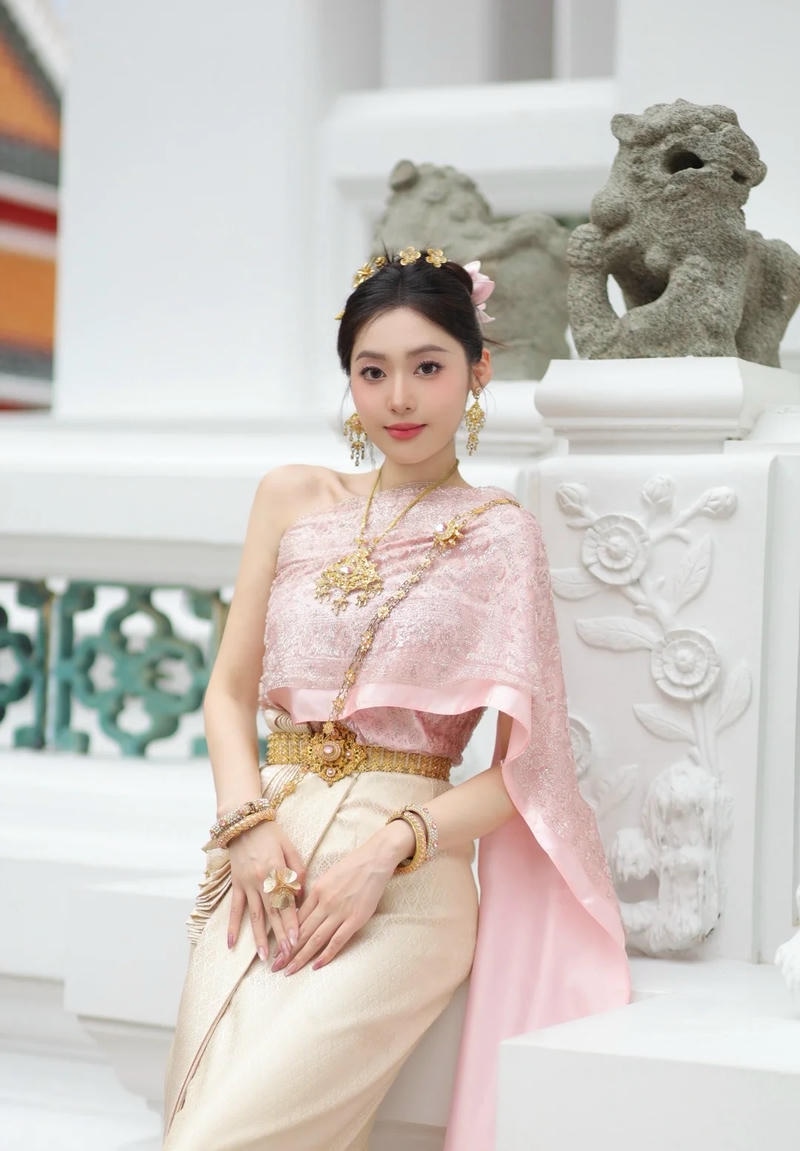 Khung hình thời trang với vibe trẻ trung năng động