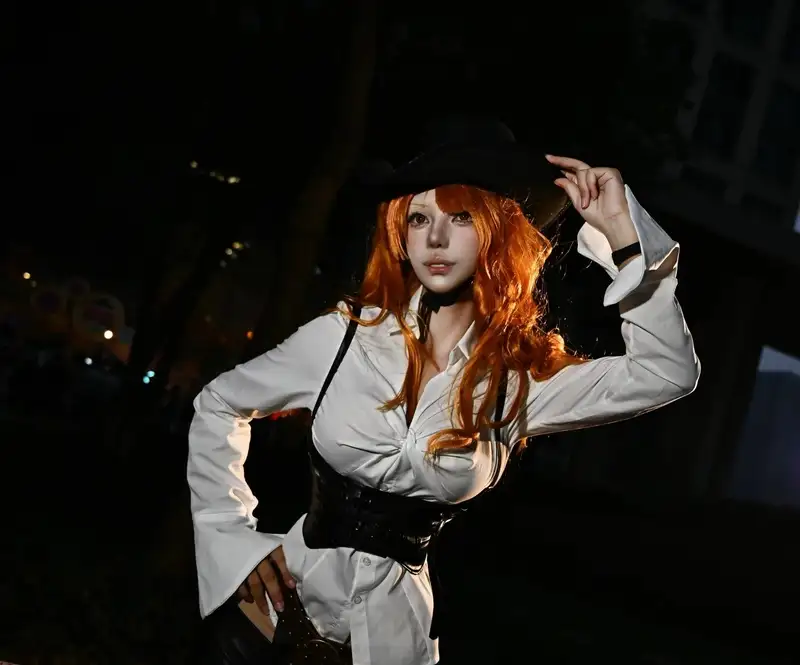 ảnh cosplay nami đẹp với góc chụp nghệ thuật