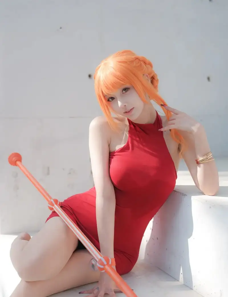 ảnh cosplay nami thần thái cuốn hút nhất