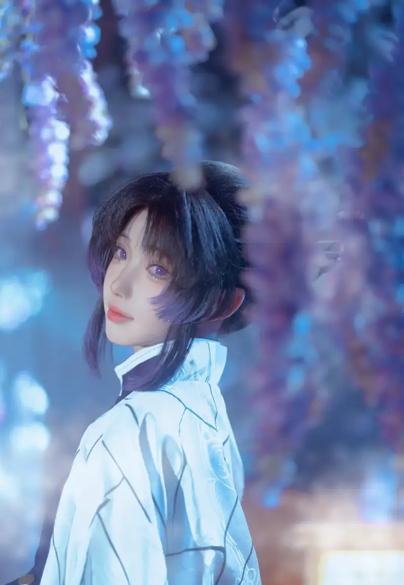 ảnh cosplay shinobu ngoài đời cực xinh