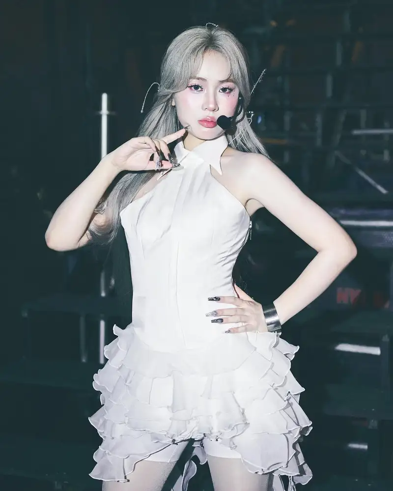 ảnh misthy sexy xinh đẹp