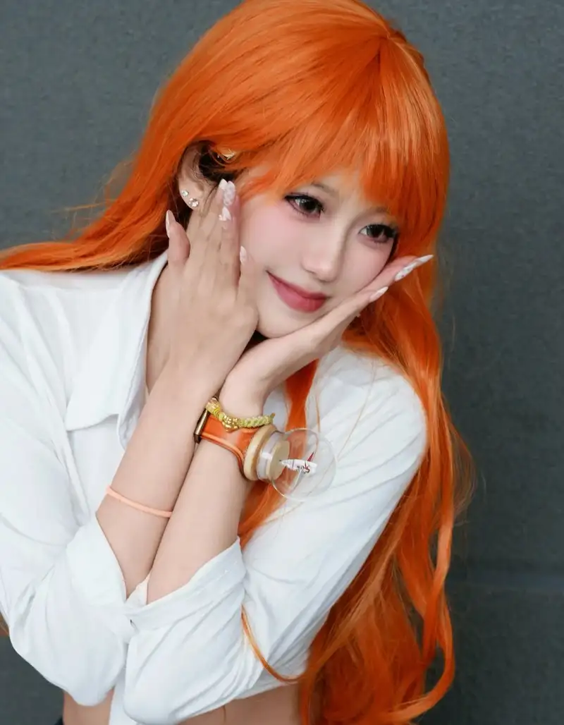 ảnh nữ cosplay nami phong cách dễ thương