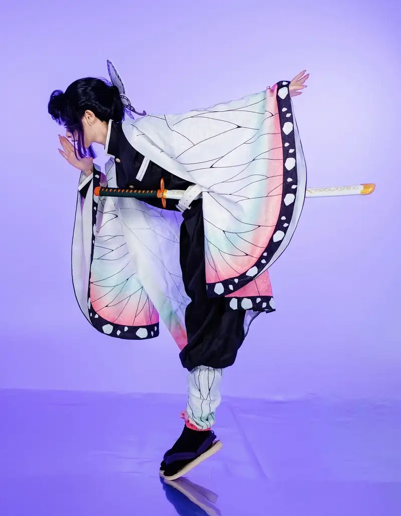 chiêm ngưỡng cosplay shinobu ngoài đời tuyệt đẹp