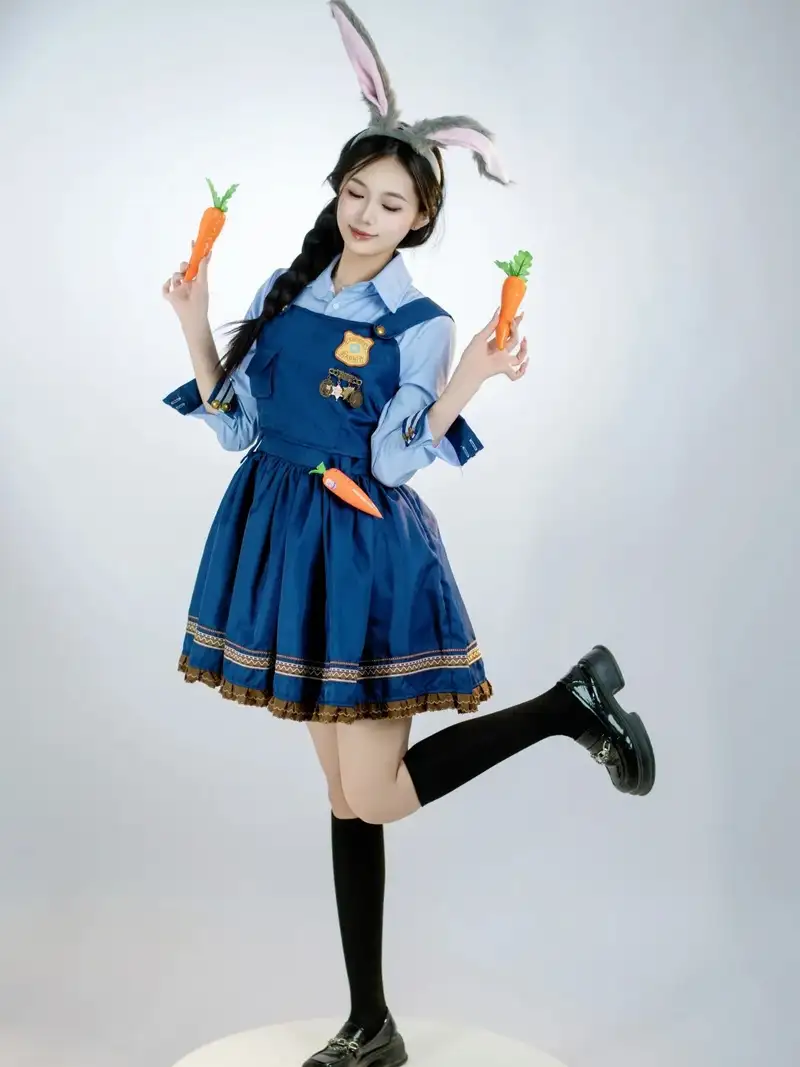 cosplay thỏ xinh đẹp với phong cách dễ thương