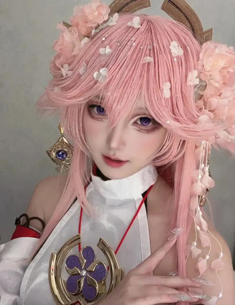 cosplay yae miko với trang phục tinh xảo