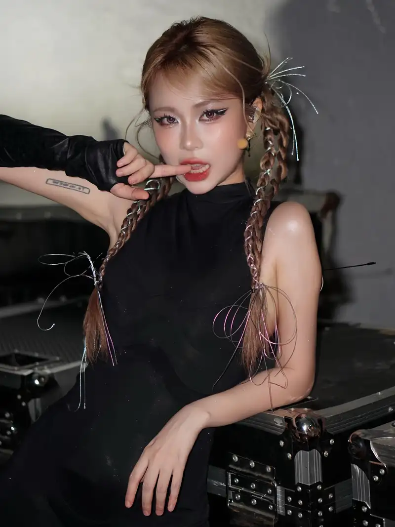 misthy sexy phong cách hiện đại